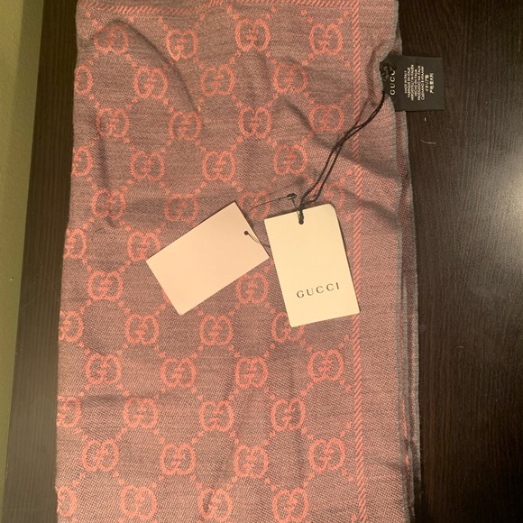 GG Womens Wool Scarf Graphite/Pink - NEW WITH TAGS - Picture 4 of 7